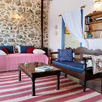 Tatil Evi Elegeo Rockhouse Agia Marina (Leros)
