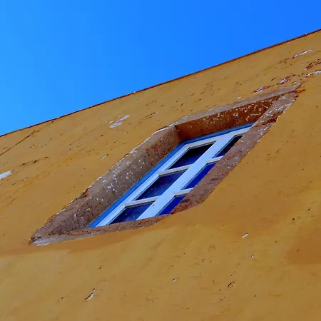 Elegeo Rockhouse Дом отдыха