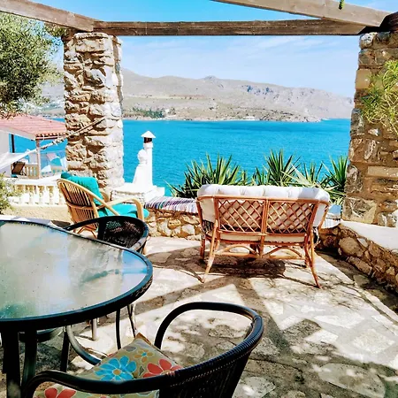 Elegeo Rockhouse Agia Marina (Leros)