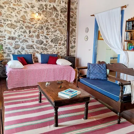 Elegeo Rockhouse Дом отдыха