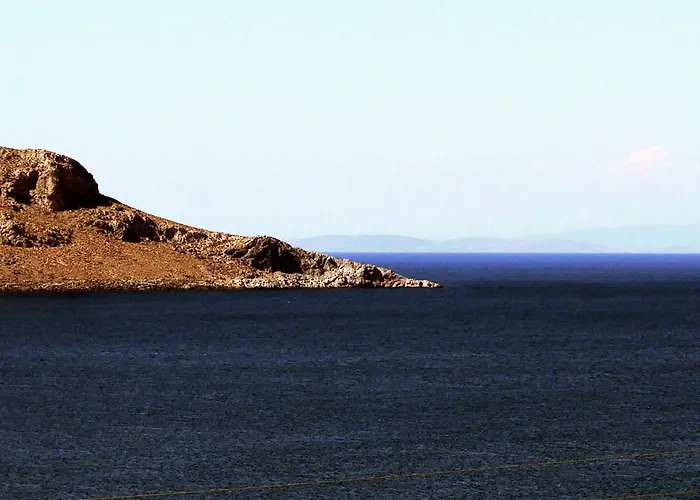 Elegeo Rockhouse اجيا مارينا